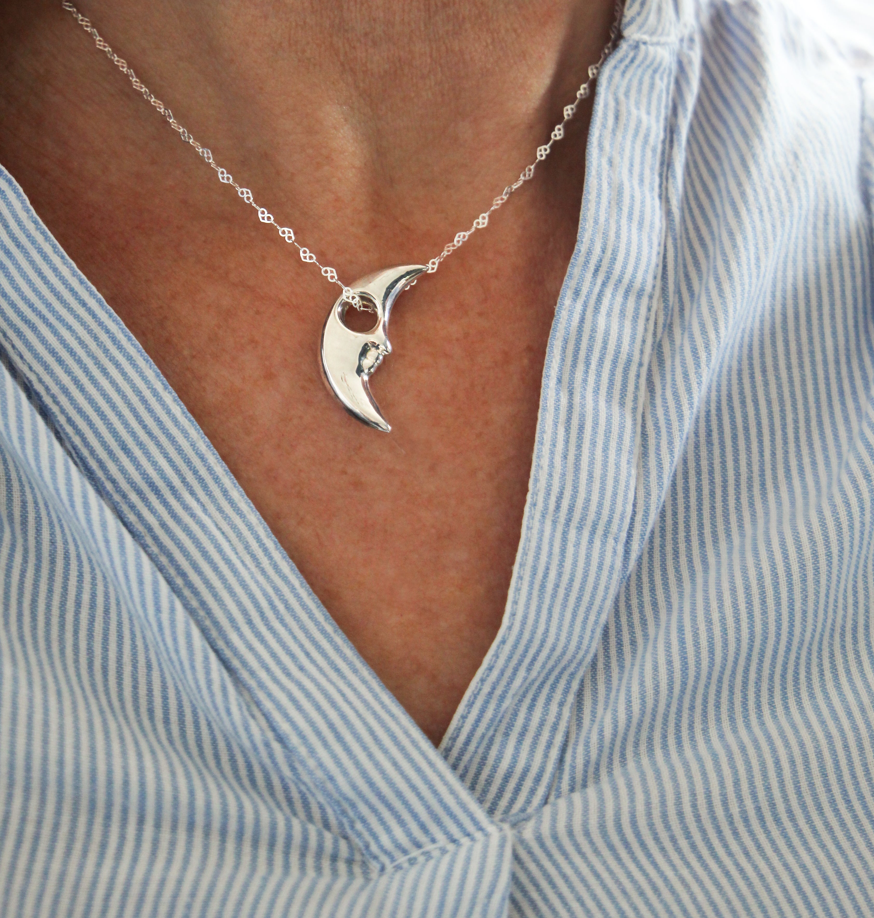 Crescent Moon Face in 925 Silver