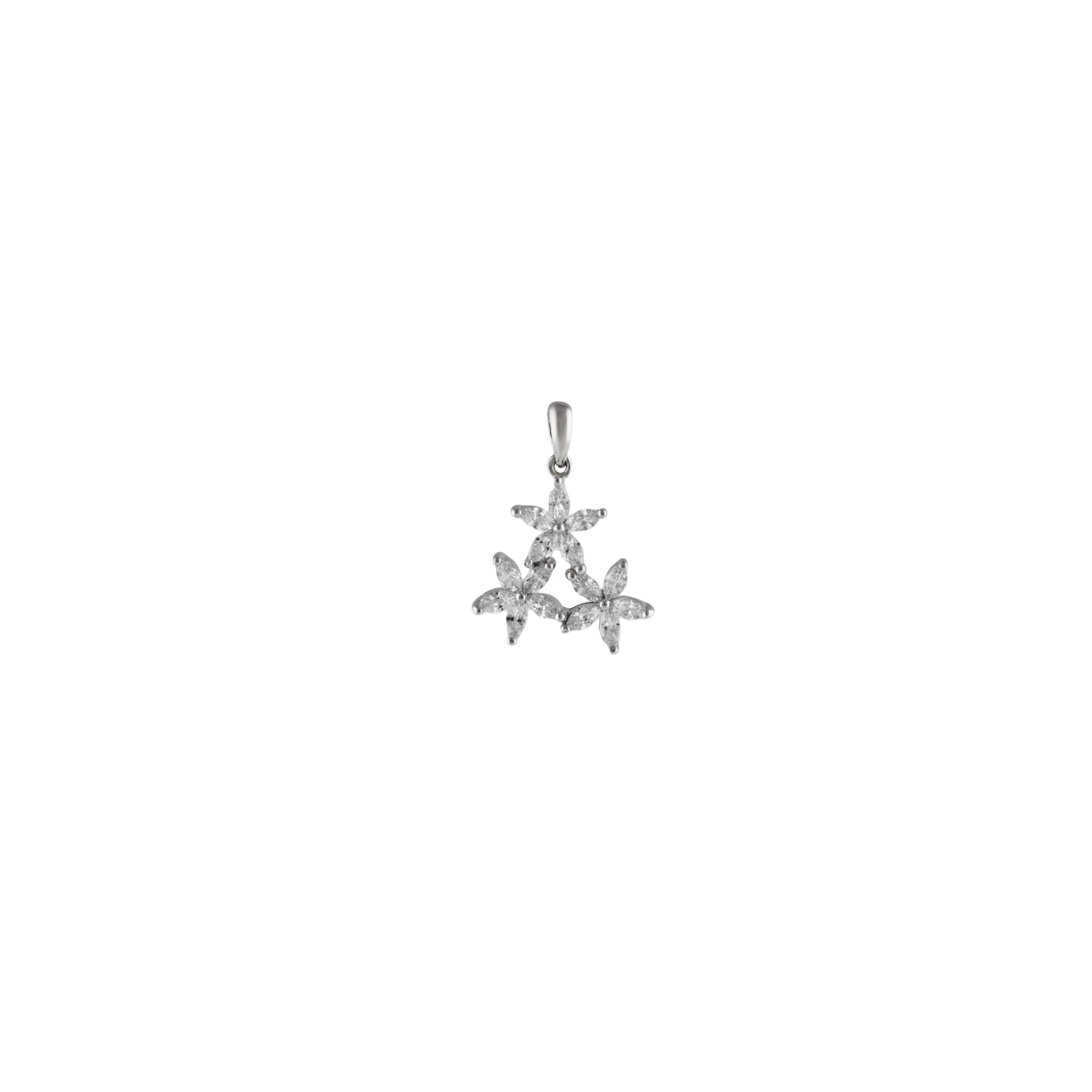 Trio Flower pendant Pendant in 925 Silver